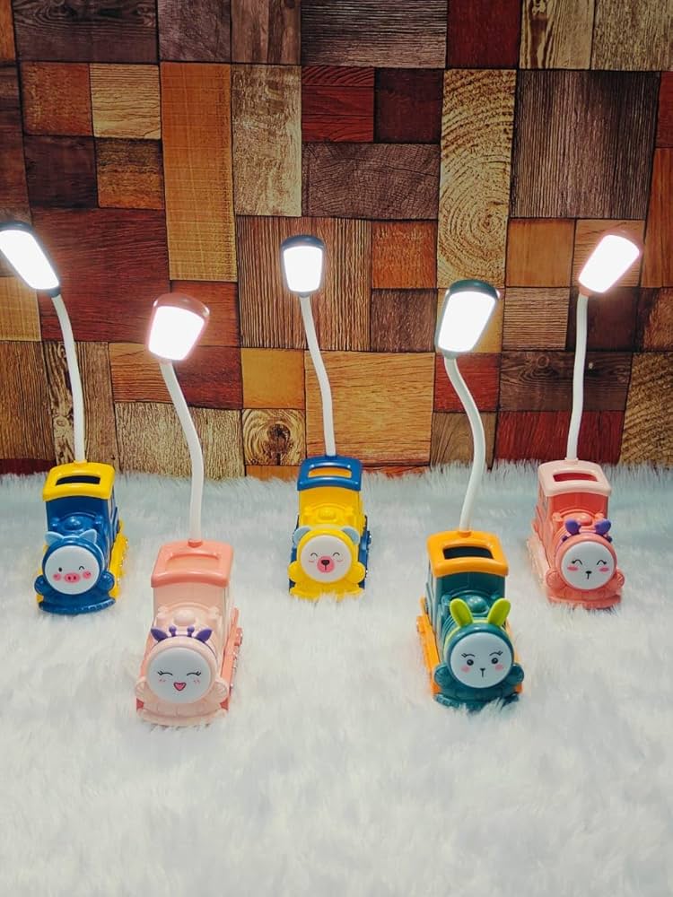Train Desk lamp with penstand